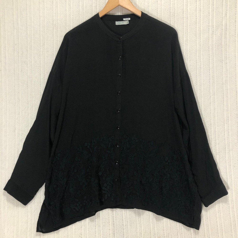 Kyla Seo Button Down Top Floral Lace Detail Long Sleeve Blouse Black M